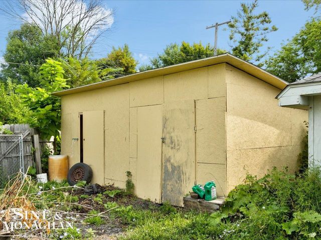 1219 White St Street, Port Huron, MI 48060