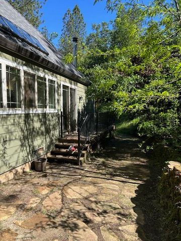 1215 Spring Crest Ct, Placerville, CA 95667