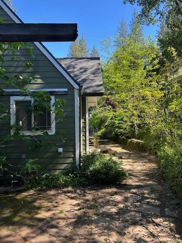 1215 Spring Crest Ct, Placerville, CA 95667