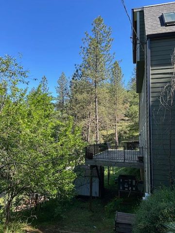 1215 Spring Crest Ct, Placerville, CA 95667