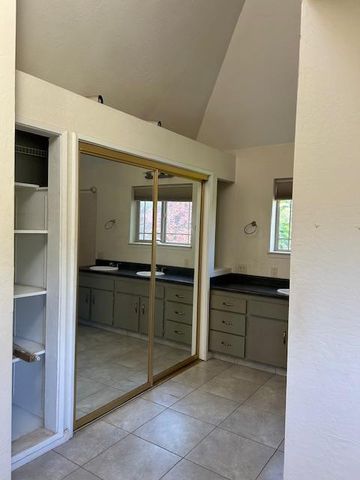 1215 Spring Crest Ct, Placerville, CA 95667