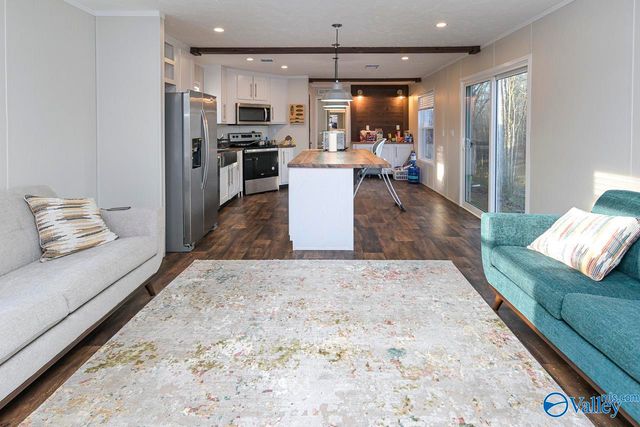 260 County Road 1219, Falkville, AL 35622