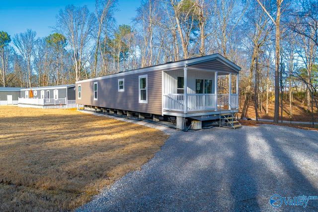 260 County Road 1219, Falkville, AL 35622