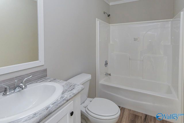 260 County Road 1219, Falkville, AL 35622