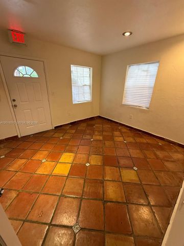 2916 SW 27th Ave 1, Miami, FL 33133