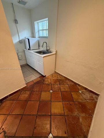 2916 SW 27th Ave 1, Miami, FL 33133