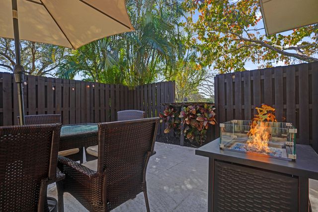 2889 SW 22nd Circle 48a, Delray Beach, FL 33445