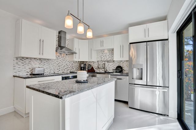 2889 SW 22nd Circle 48a, Delray Beach, FL 33445