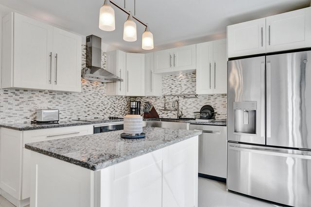 2889 SW 22nd Circle 48a, Delray Beach, FL 33445