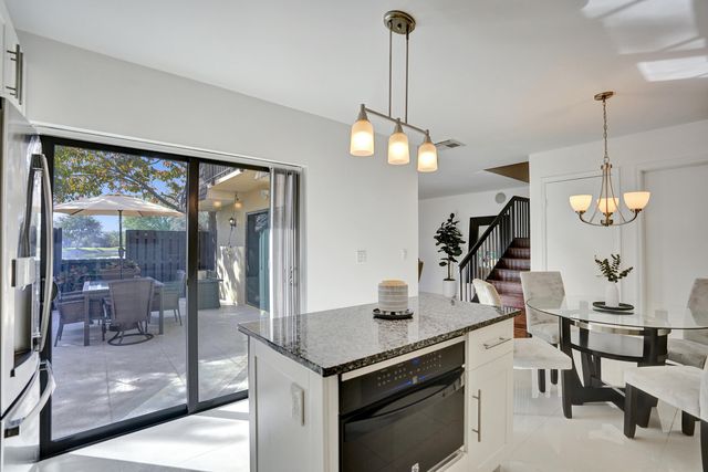 2889 SW 22nd Circle 48a, Delray Beach, FL 33445