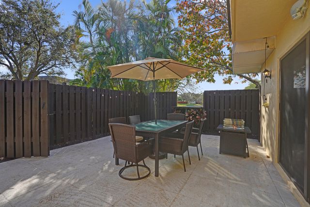 2889 SW 22nd Circle 48a, Delray Beach, FL 33445