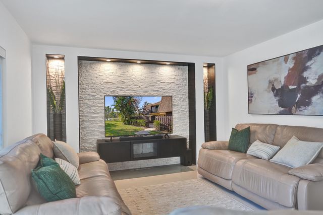 2889 SW 22nd Circle 48a, Delray Beach, FL 33445