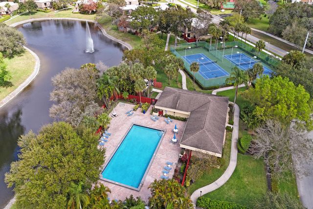 2889 SW 22nd Circle 48a, Delray Beach, FL 33445