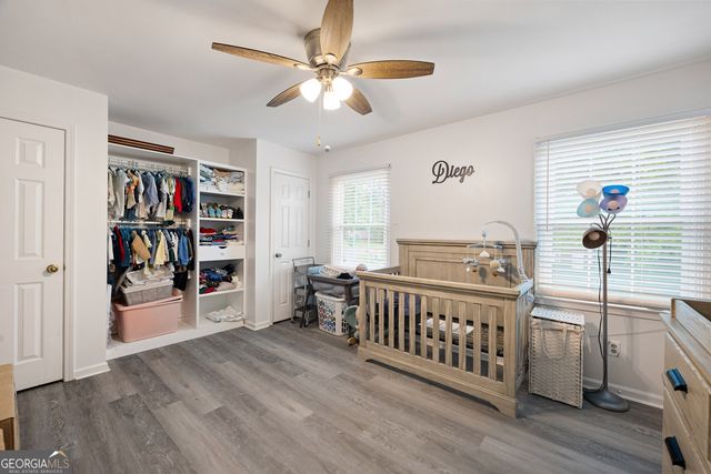 1044 Oaks Parkway, Smyrna, GA 30082