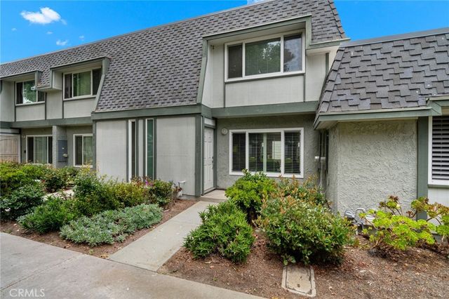 8278 Artista Drive, Huntington Beach, CA 92646