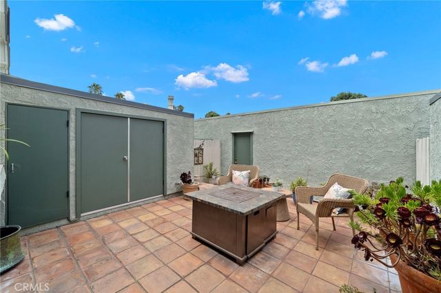8278 Artista Drive, Huntington Beach, CA 92646
