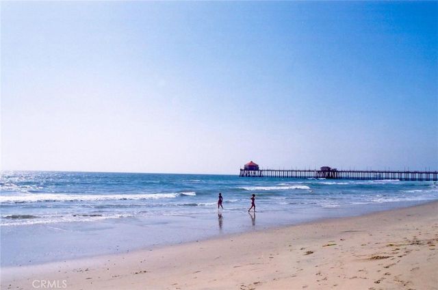 8278 Artista Drive, Huntington Beach, CA 92646