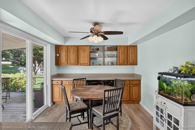 524 Kentucky Drive, Rochester Hills, MI 48307