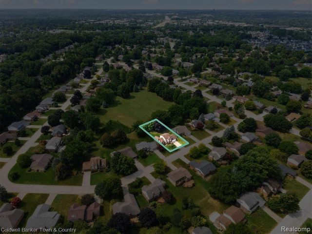 524 Kentucky Drive, Rochester Hills, MI 48307