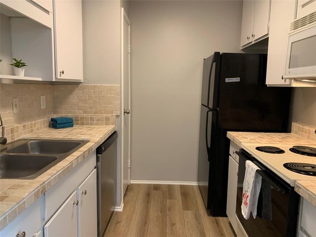 10049 Westpark Drive 168, Houston, TX 77042