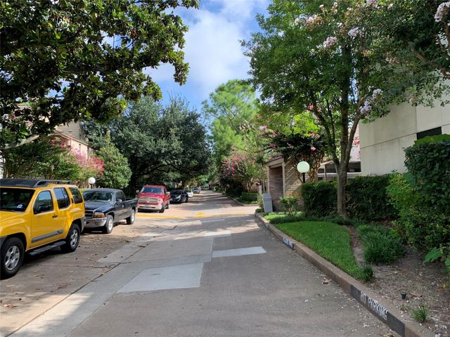 10049 Westpark Drive 168, Houston, TX 77042