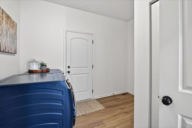 517 Buss Road, Cottage Grove, WI 53527