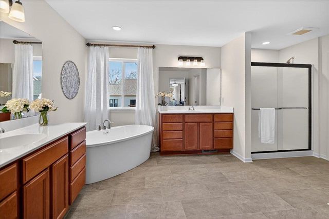 517 Buss Road, Cottage Grove, WI 53527