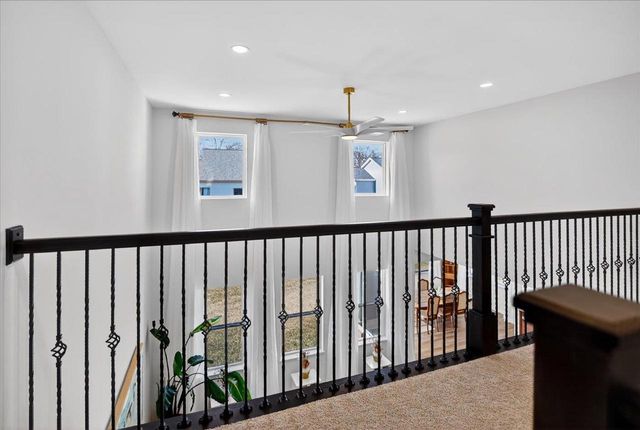 517 Buss Road, Cottage Grove, WI 53527