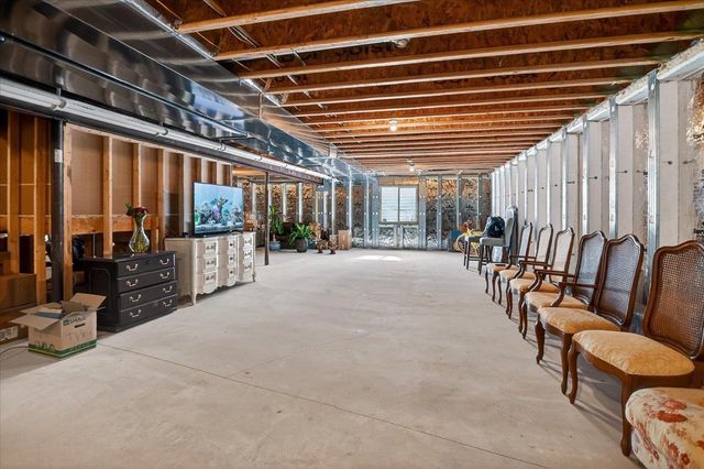 517 Buss Road, Cottage Grove, WI 53527