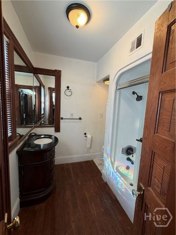 228 E Henry Street D, Savannah, GA 31401