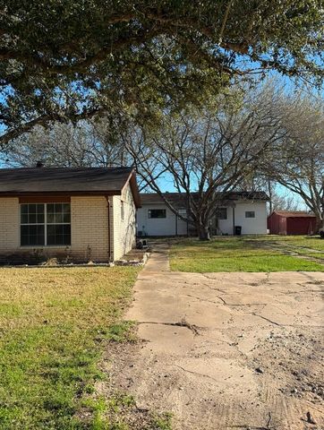 3715 Cline Rd, Wharton, TX 77488