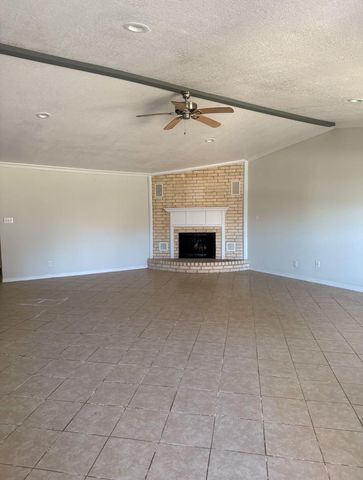 3715 Cline Rd, Wharton, TX 77488