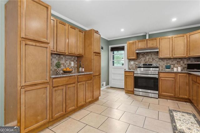 2985 Dodson Drive, East Point, GA 30344