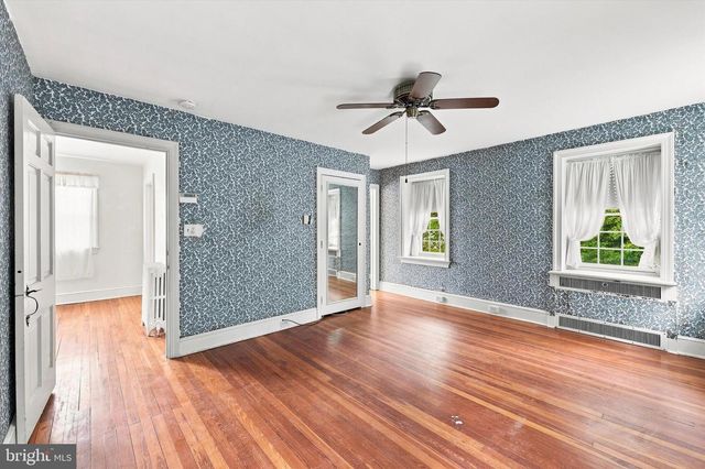 6502 N RADCLIFFE ST, Bristol, PA 19007