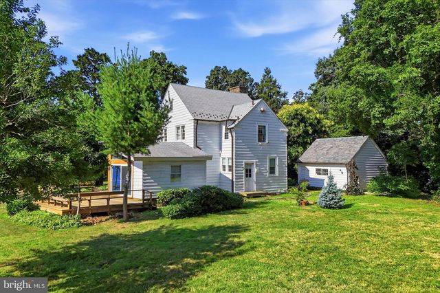 6502 N RADCLIFFE ST, Bristol, PA 19007