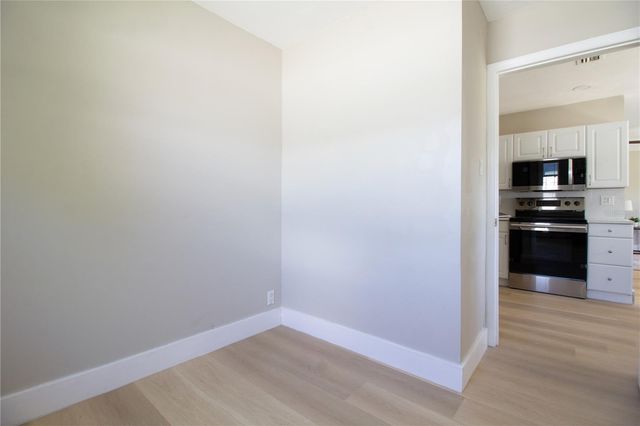 5919 33RD AVENUE N, St Petersburg, FL 33710