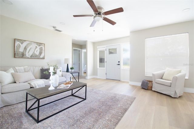 5919 33RD AVENUE N, St Petersburg, FL 33710
