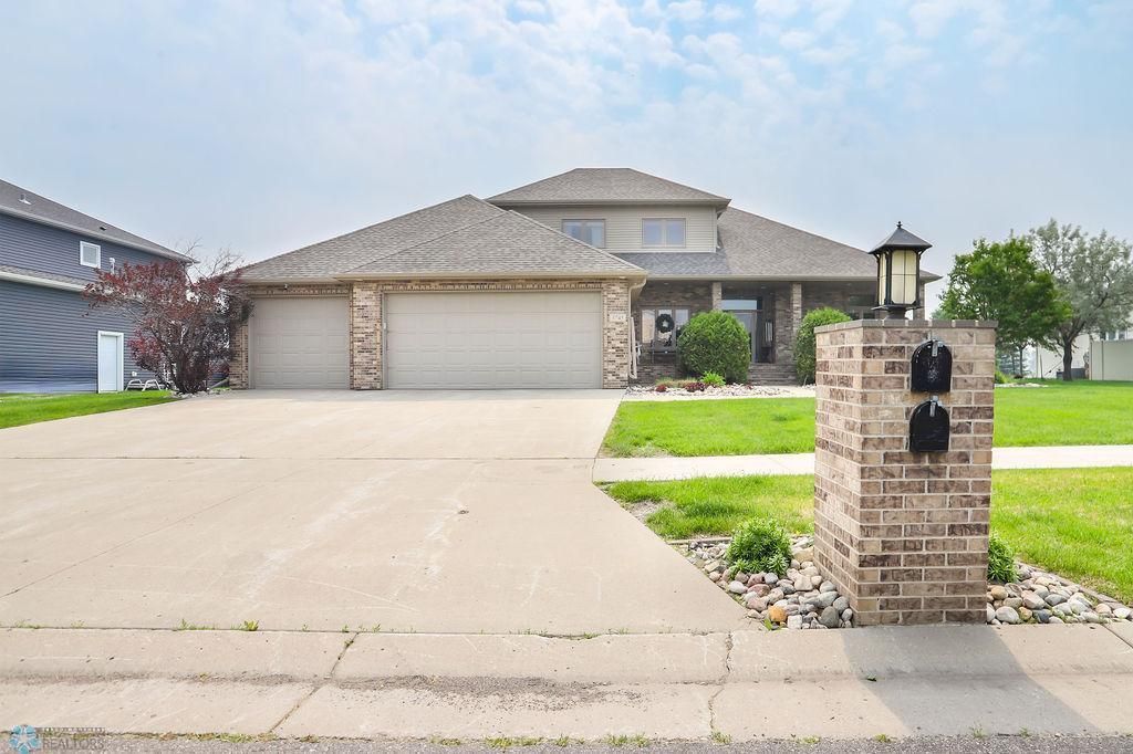 3745 41st Avenue S, Moorhead, MN 56560