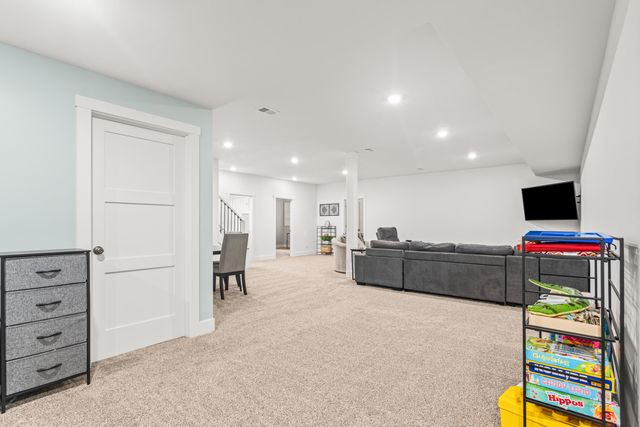 9887 Clyde Park Avenue Sw, Byron Twp, MI 49315