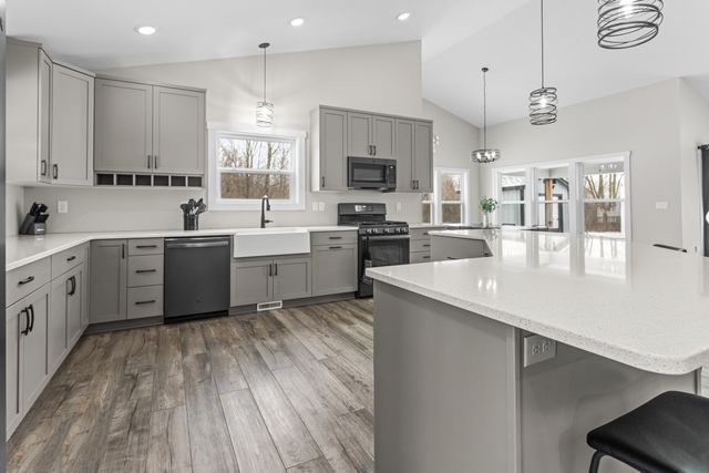 9887 Clyde Park Avenue Sw, Byron Twp, MI 49315