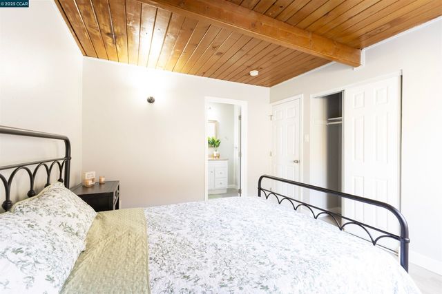 3141 Fairmede Dr, Richmond, CA 94806