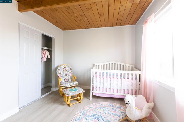 3141 Fairmede Dr, Richmond, CA 94806