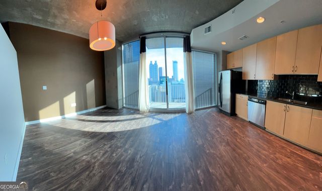 400 W Peachtree Street NW 3707, Atlanta, GA 30308