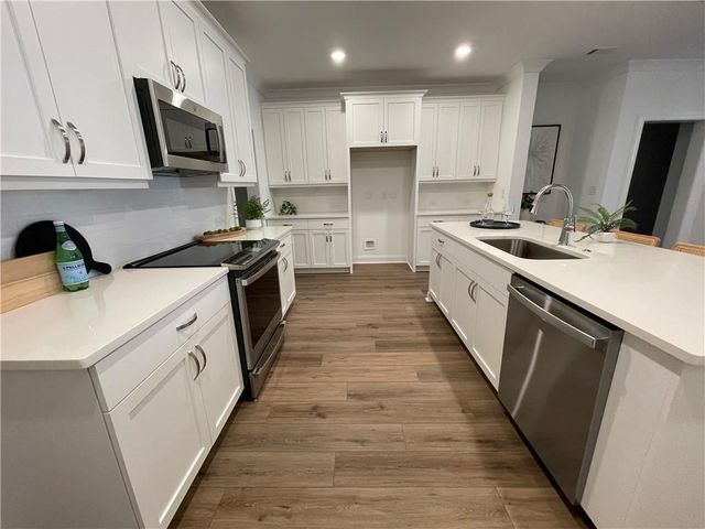 5008 Shirley Oaks Drive 290, Peachtree Corners, GA 30092