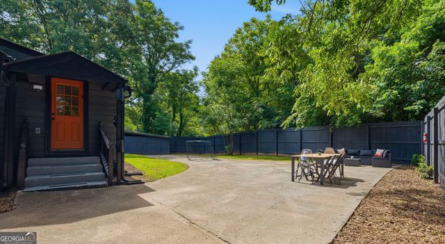 5230 Old Bill Cook Road, College Park, GA 30349