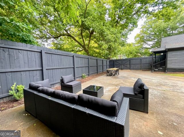 5230 Old Bill Cook Road, College Park, GA 30349