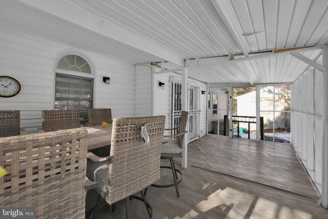 5210 W BONIWOOD TURN, Clinton, MD 20735