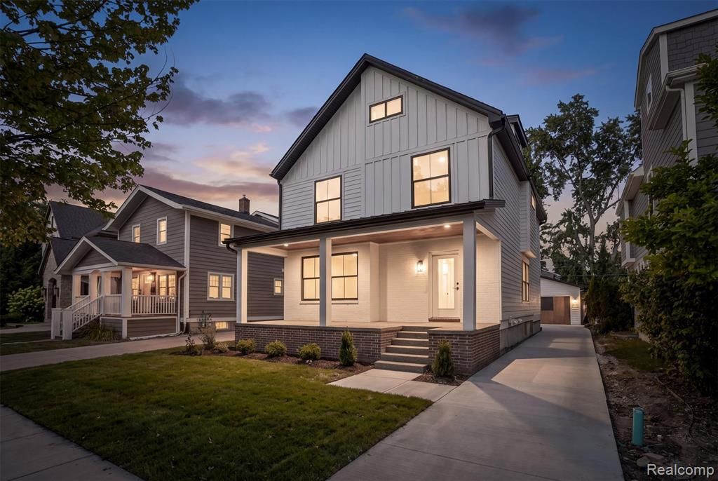 1587 S Bates Street, Birmingham, MI 48009