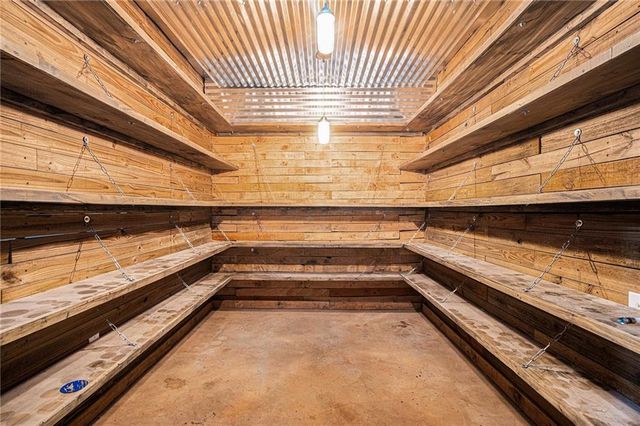 1141 Vintage Pointe Drive, Lawrenceville, GA 30044