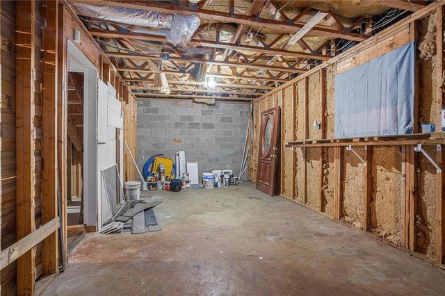 1141 Vintage Pointe Drive, Lawrenceville, GA 30044